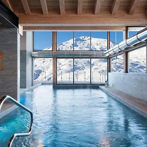 Ours Blanc & 4* Saint-Martin-de-Belleville