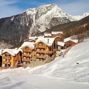 Black Diamond Sainte Foy Chalets 4* Sainte-Foy-Tarentaise